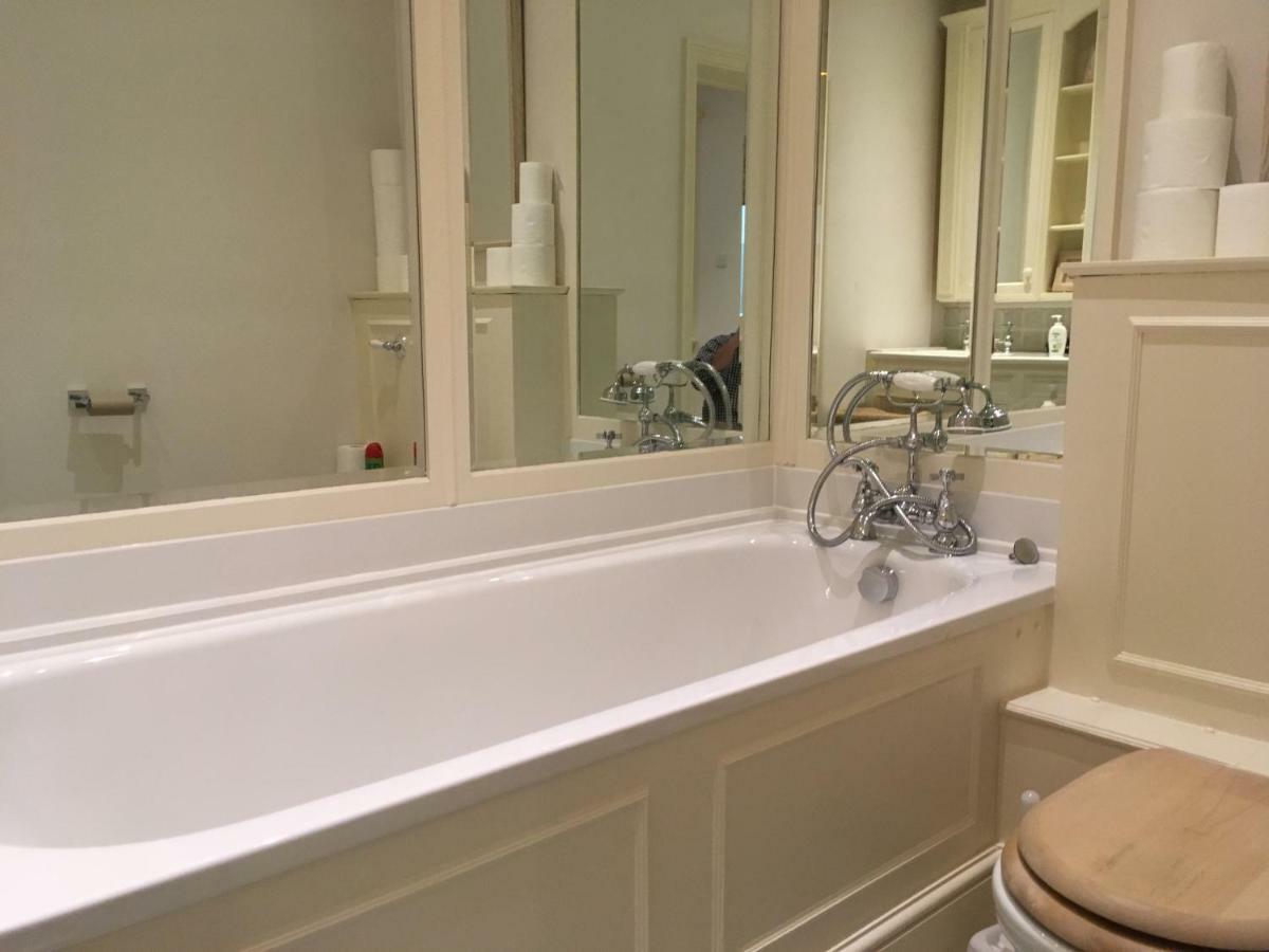 Large 2 Bedroom 2 Bathroom Apartment In Westminster London Eksteriør bilde